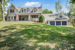 20590 Linden Road, Deephaven, MN 55331