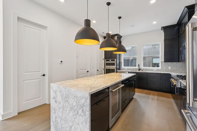 286 Dickenson Street, Columbus, OH 43215