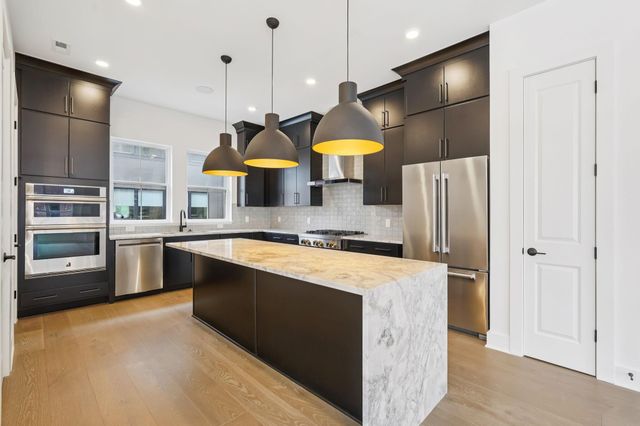 286 Dickenson Street, Columbus, OH 43215