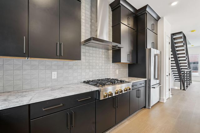 286 Dickenson Street, Columbus, OH 43215