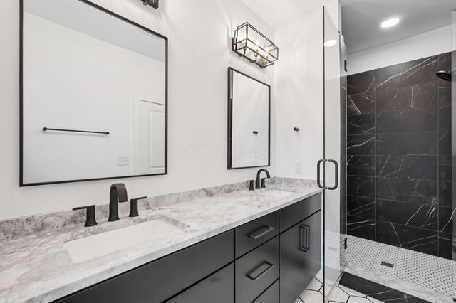 286 Dickenson Street, Columbus, OH 43215