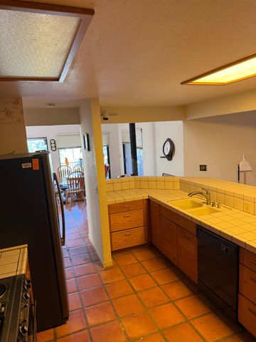 18060 Burgen Dr, Applegate, CA 95703