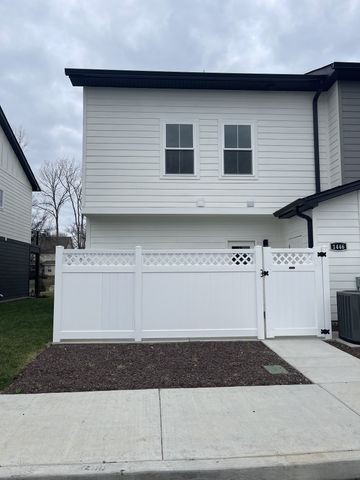 1446 Rebecca Johns Dr, Murfreesboro, TN 37128