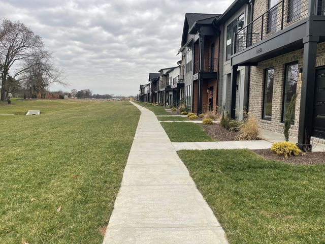 1446 Rebecca Johns Dr, Murfreesboro, TN 37128