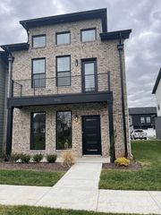 1446 Rebecca Johns Dr, Murfreesboro, TN 37128