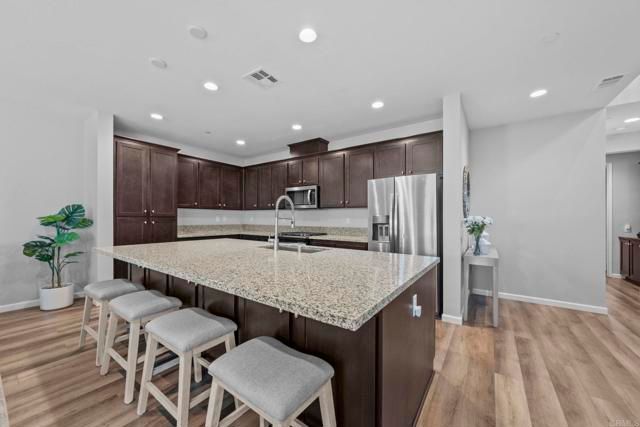 38589 Fairfield, Murrieta, CA 92563