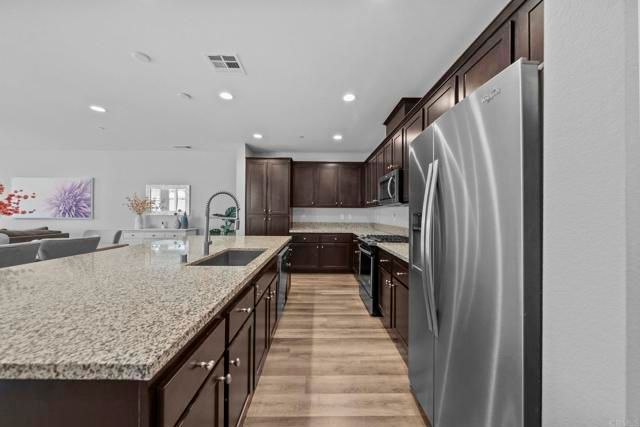 38589 Fairfield, Murrieta, CA 92563