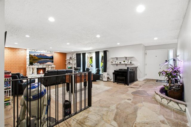 2551 W LOLENE CIR, Taylorsville, UT 84129