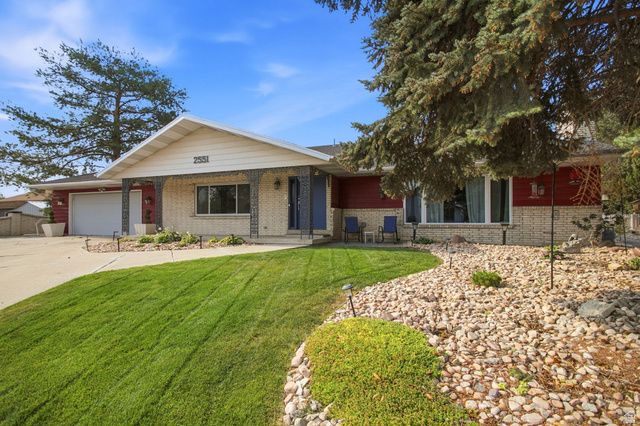 2551 W LOLENE CIR, Taylorsville, UT 84129