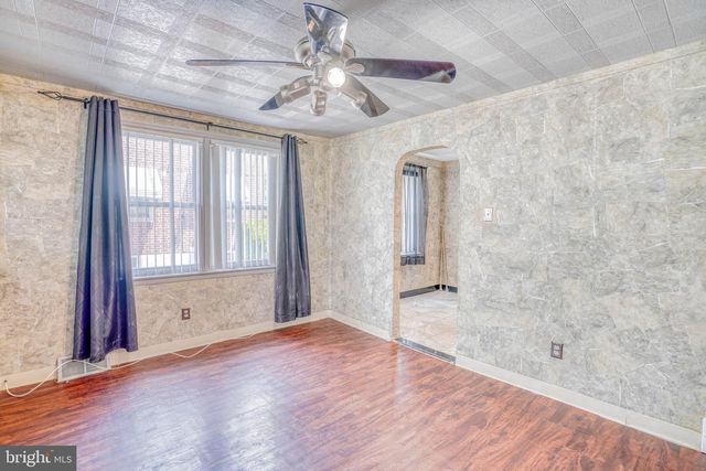 329 LAUREL RD, Sharon Hill, PA 19079