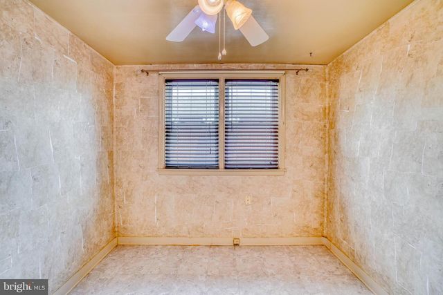 329 LAUREL RD, Sharon Hill, PA 19079