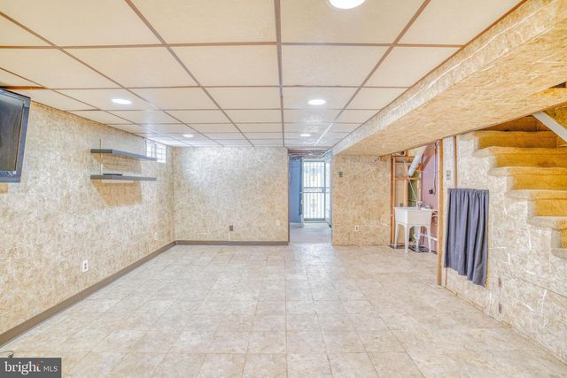 329 LAUREL RD, Sharon Hill, PA 19079
