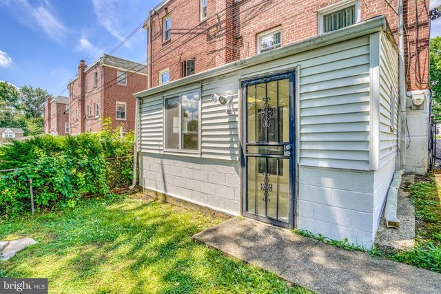 329 LAUREL RD, Sharon Hill, PA 19079