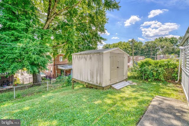 329 LAUREL RD, Sharon Hill, PA 19079