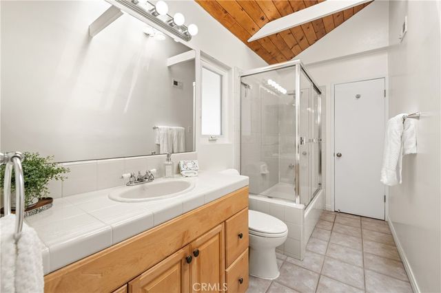 20914 Pilar Road, Woodland Hills, CA 91364