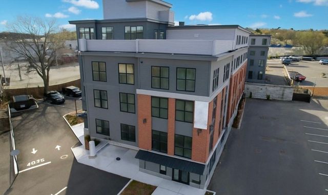 71 Legacy Blvd 308, Dedham, MA 02026