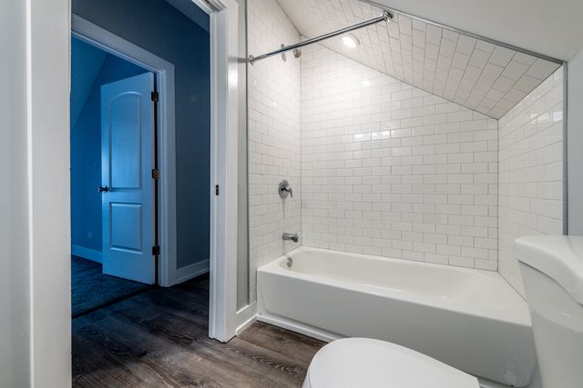 3579 W Mclean Avenue, Chicago, IL 60647