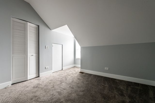 3579 W Mclean Avenue, Chicago, IL 60647