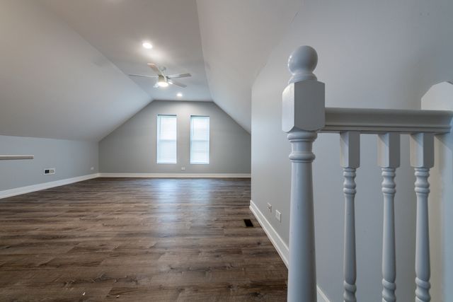 3579 W Mclean Avenue, Chicago, IL 60647