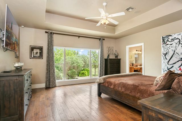 1320 Pass Creek Rd, Kerrville, TX 78028
