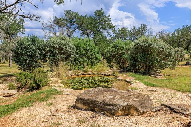 1320 Pass Creek Rd, Kerrville, TX 78028