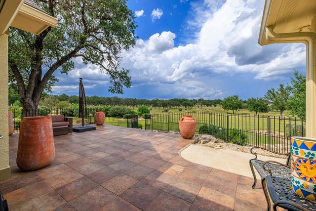 1320 Pass Creek Rd, Kerrville, TX 78028