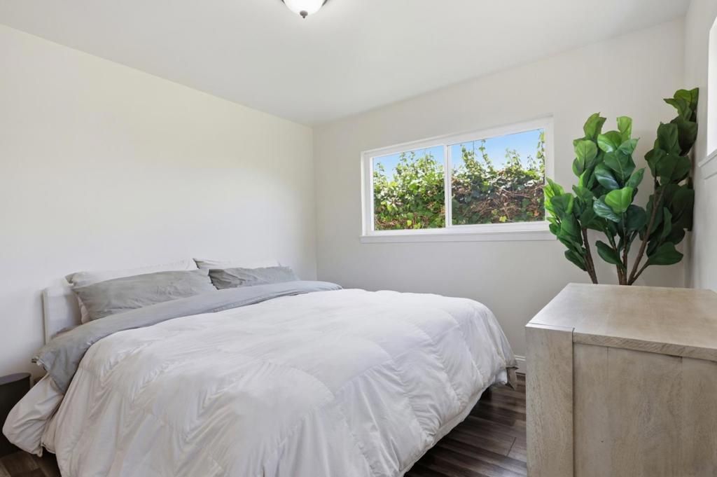 Image 15 of property listing at 501 Brighton Road, Pacifica, CA 94044