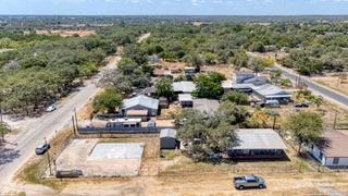 16761 state highway 16, Poteet, TX 78065