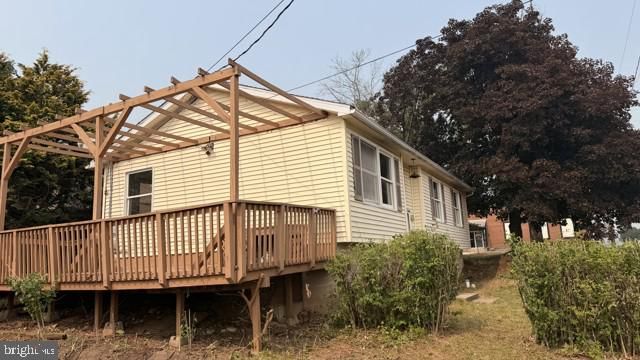 25 W 8TH ST, Red Hill, PA 18076