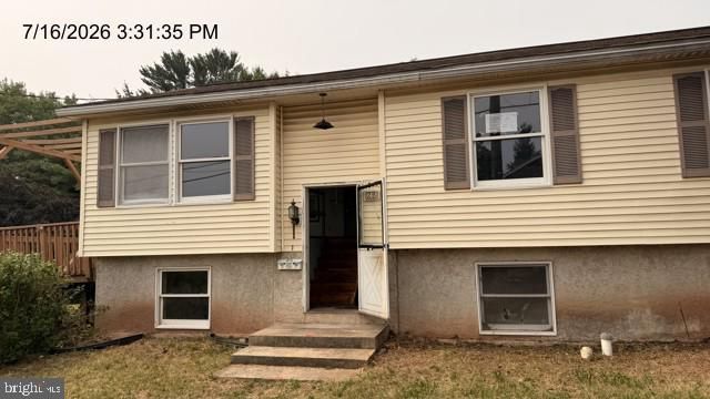 25 W 8TH ST, Red Hill, PA 18076