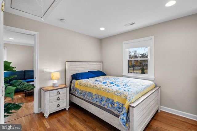 5701 31ST AVE, Hyattsville, MD 20782