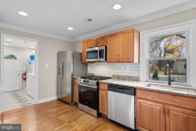 5701 31ST AVE, Hyattsville, MD 20782