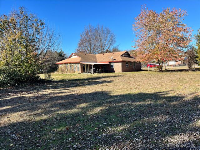 10722 E First Street, Claremore, OK 74019