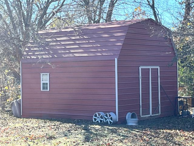 10722 E First Street, Claremore, OK 74019