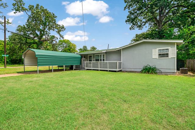 325 17th Street SW, Paris, TX 75460