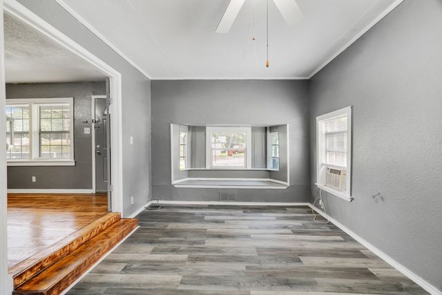 325 17th Street SW, Paris, TX 75460