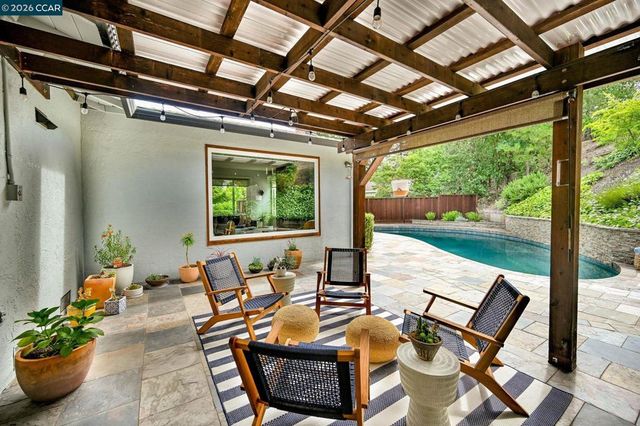 56 Baja Loma Ct, Danville, CA 94526