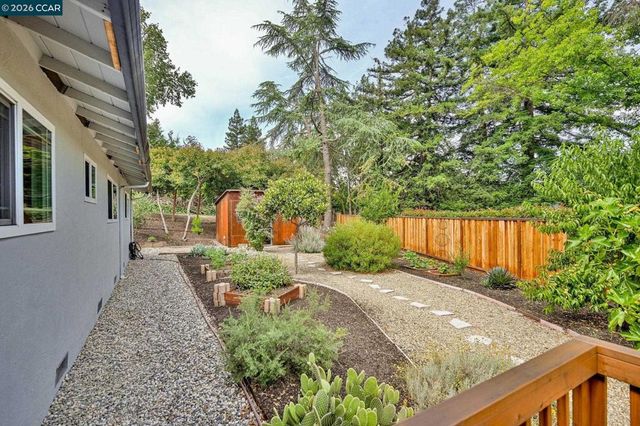 56 Baja Loma Ct, Danville, CA 94526