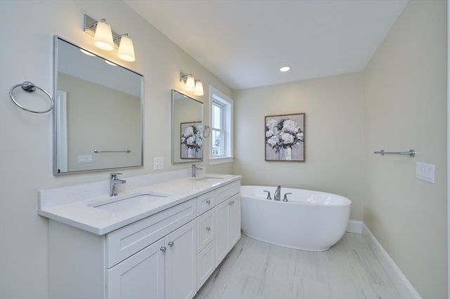 29 Mott Street 29, Arlington, MA 02474