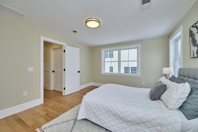 29 Mott Street 29, Arlington, MA 02474