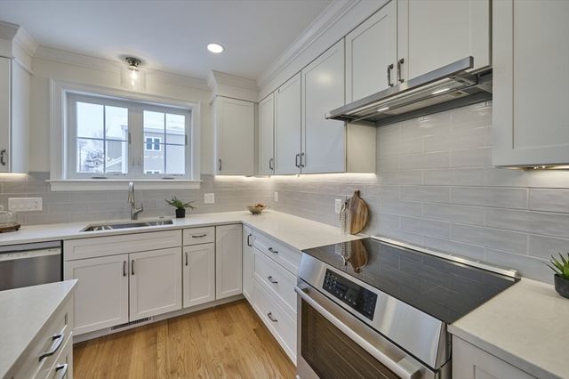 29 Mott Street 29, Arlington, MA 02474