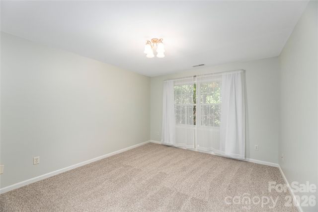 602 Hidden Springs Drive, Asheville, NC 28804