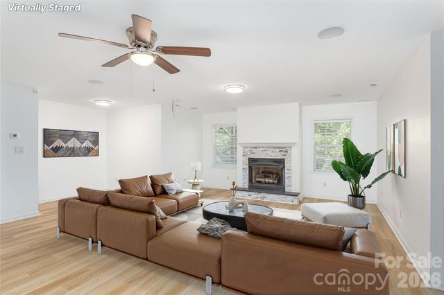 602 Hidden Springs Drive, Asheville, NC 28804