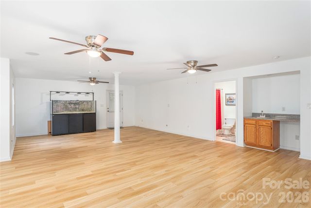 602 Hidden Springs Drive, Asheville, NC 28804