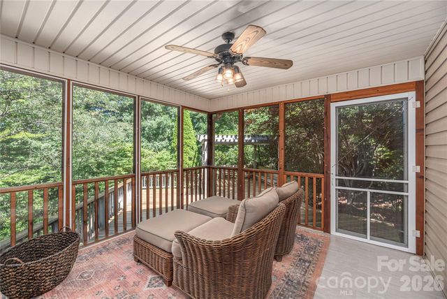 602 Hidden Springs Drive, Asheville, NC 28804