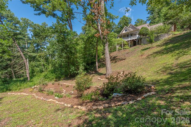 602 Hidden Springs Drive, Asheville, NC 28804