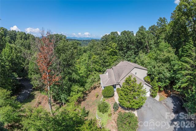 602 Hidden Springs Drive, Asheville, NC 28804