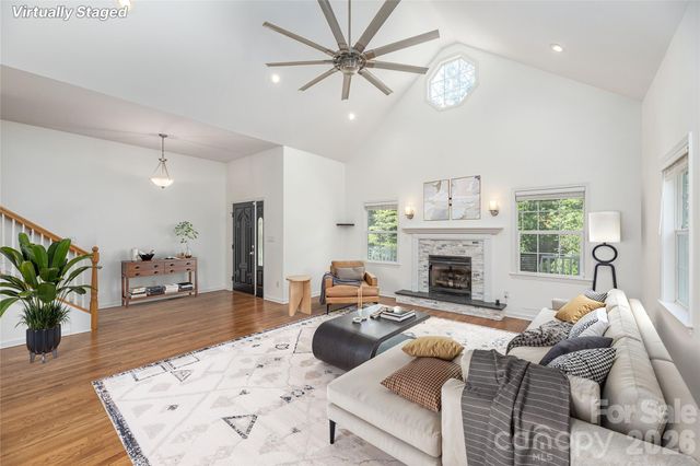602 Hidden Springs Drive, Asheville, NC 28804