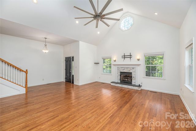602 Hidden Springs Drive, Asheville, NC 28804