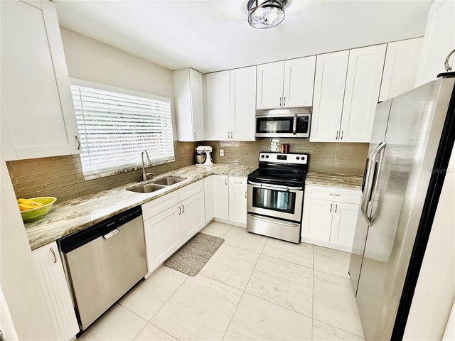 14337 DIPLOMAT DRIVE, Tampa, FL 33613